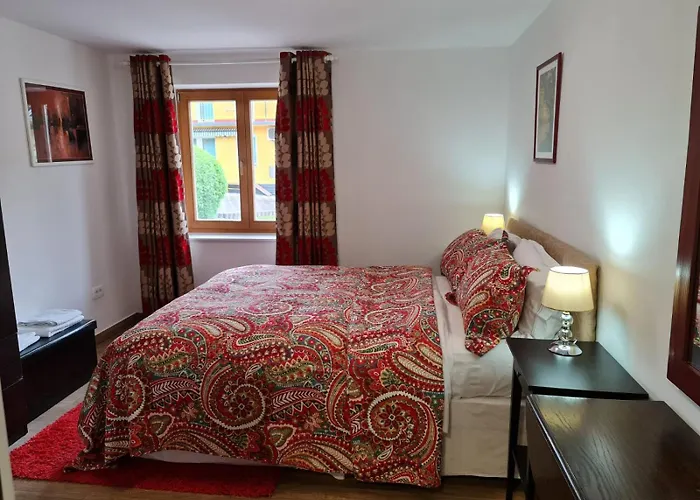 Number 10 Lejlighed *